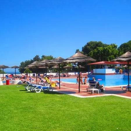 Gardengreen Pool Baech